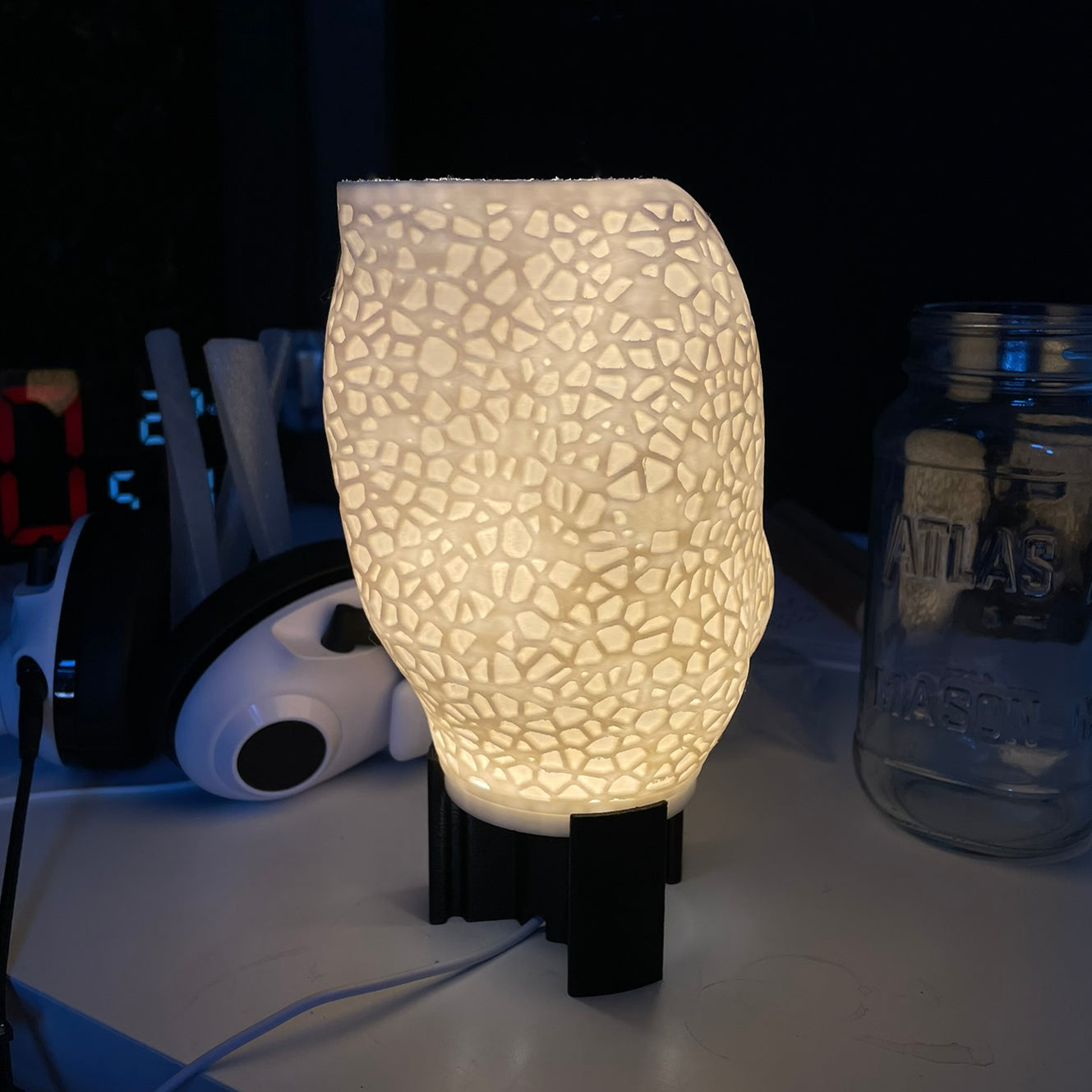 Voronoi Lamp