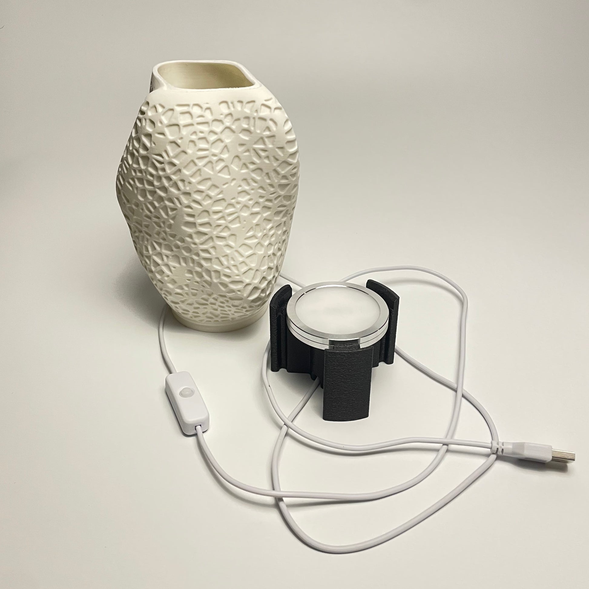 Voronoi Lamp